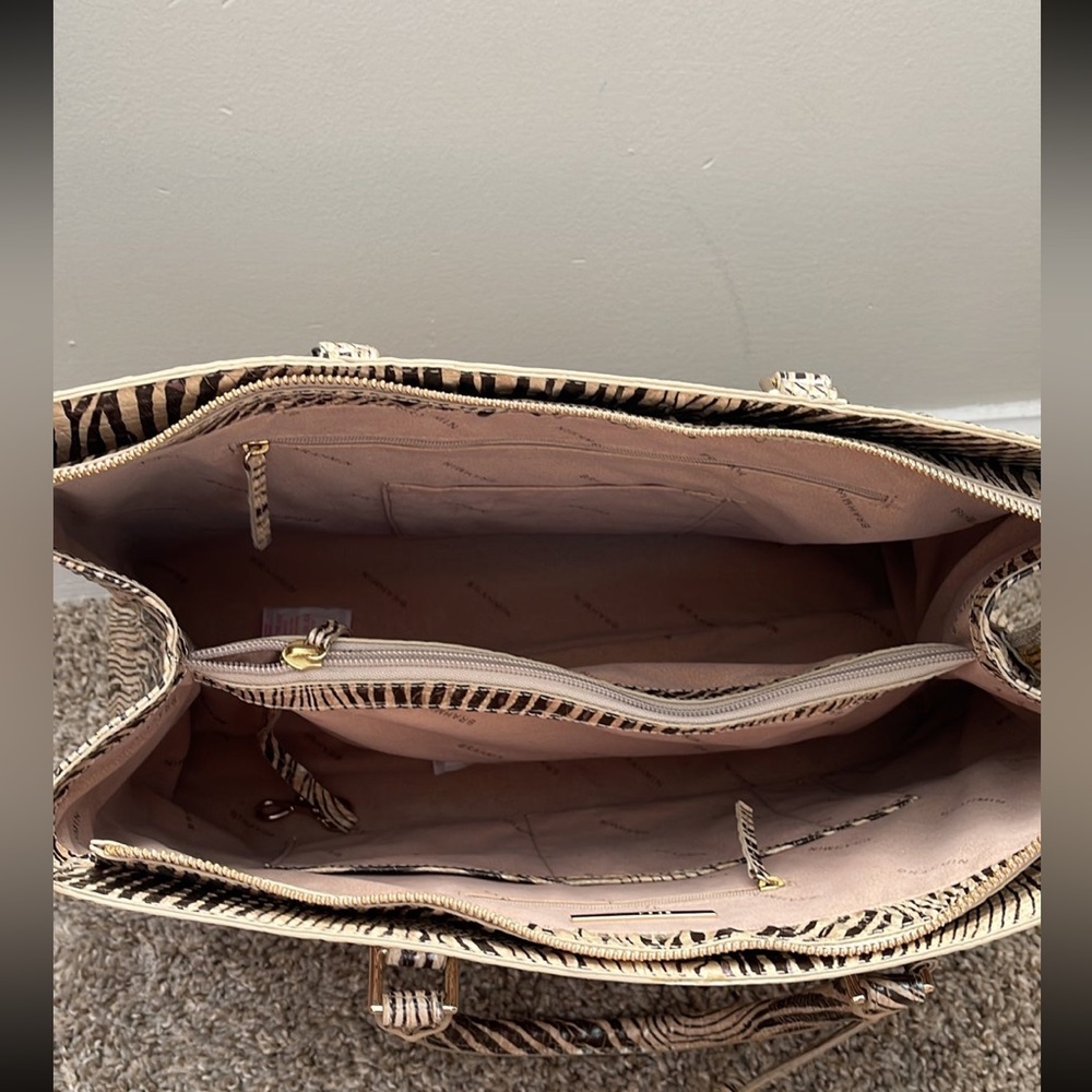 Brahmin Finally Carryall Spirit Melbourne - Picture 3 of 8